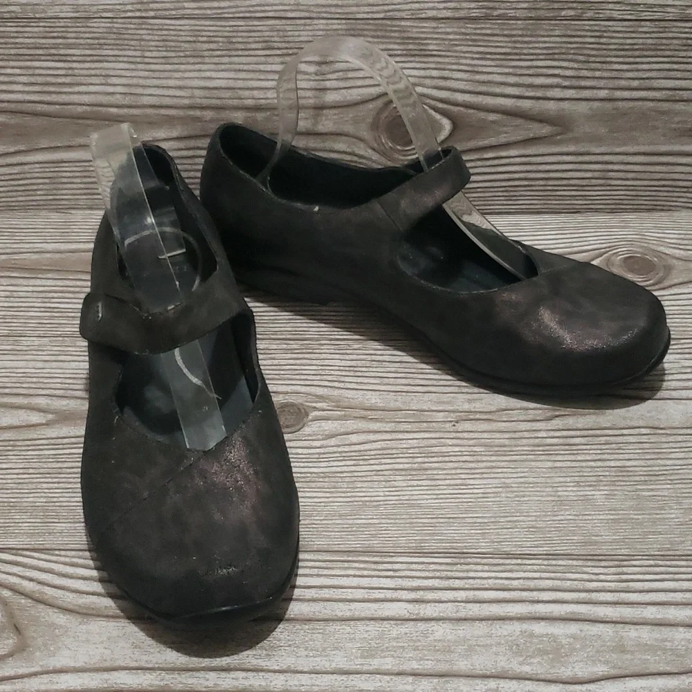 Dansko 42 removible foot bed loafers Mary Jane animal print brown/black shoes